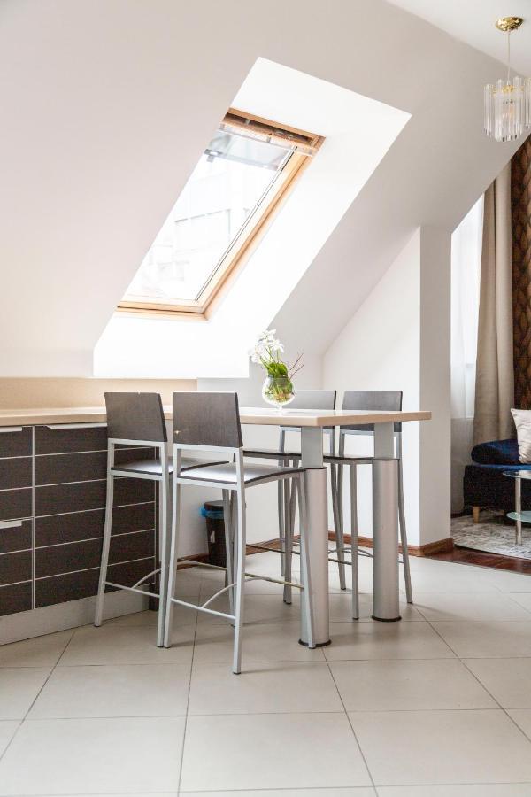 Deluxe Central Quentin Apartment 3Bedrm, 2Bathrm Boedapest Buitenkant foto